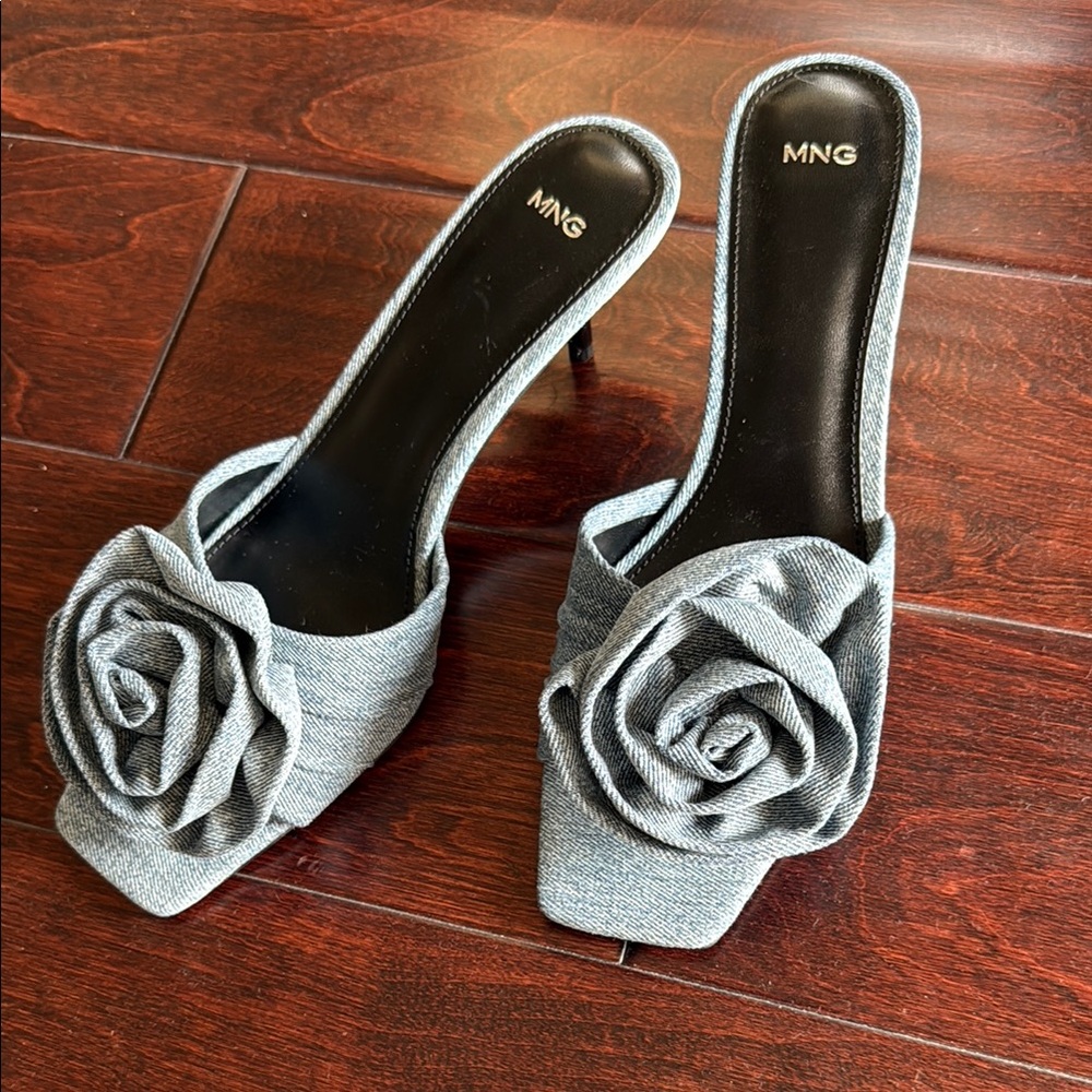 Mango Rosette Heels - Picture 2 of 7